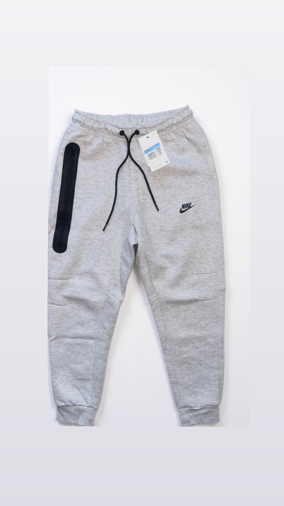 Pantalon de jogging Nike Tech — Confort & style urbain