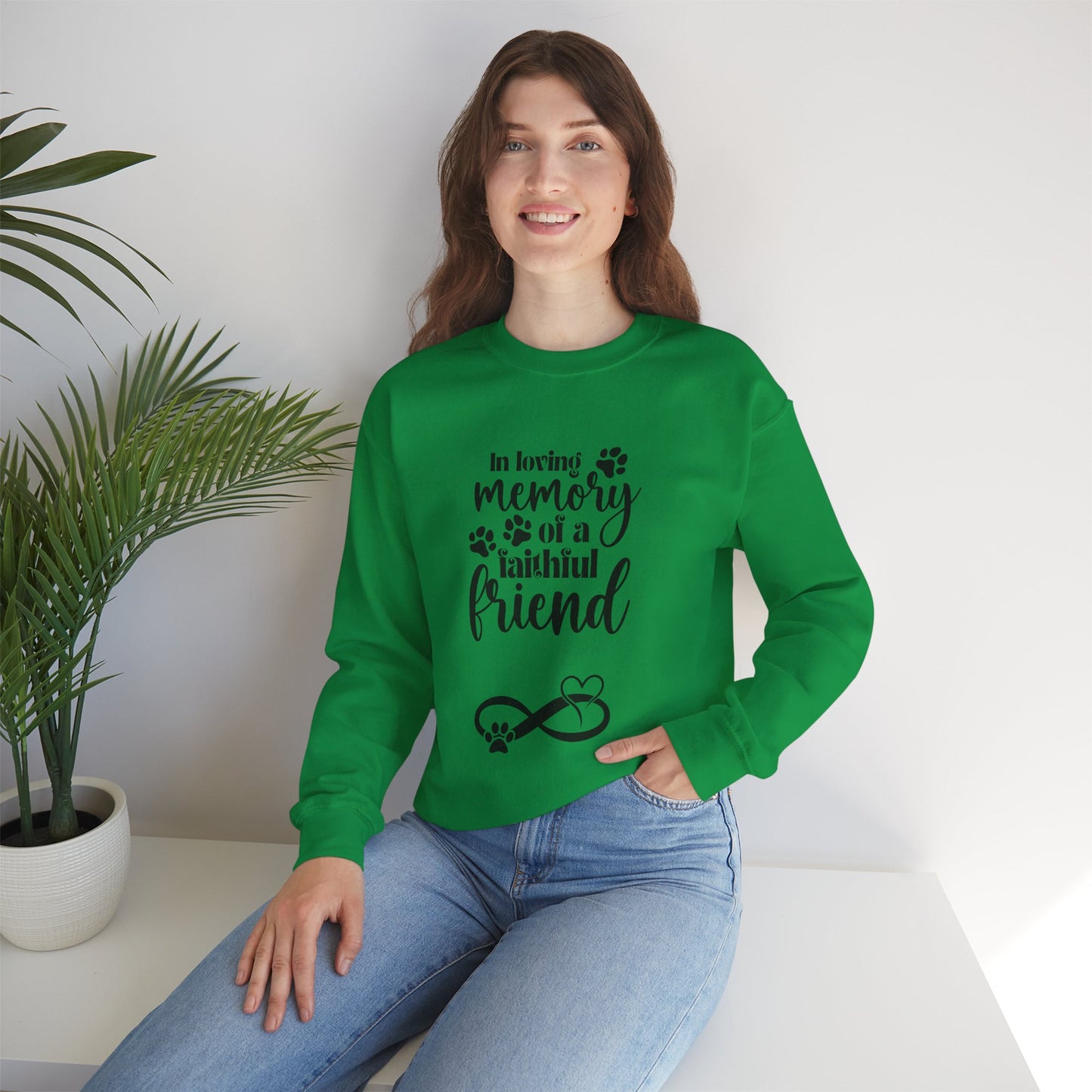 Crewneck Sweatshirt – Cozy & Stylish All-Day Comfort